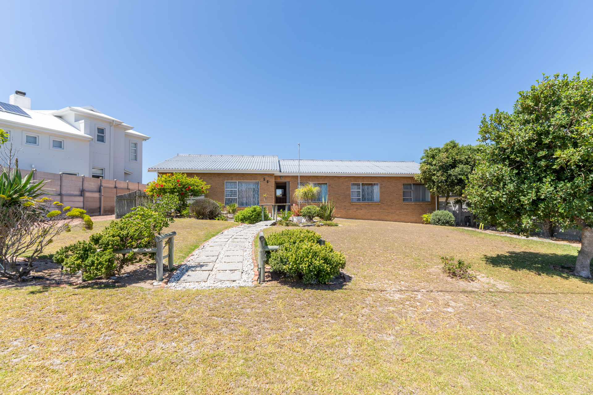 4 Bedroom Property for Sale in Struisbaai Western Cape